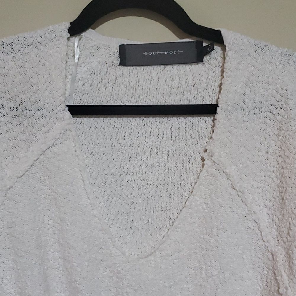CODE X MODE Knit V-Neck Sweater - Size Small - Picture 4 of 9